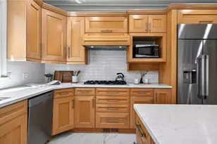 1090 Abingdon Ln, Alpharetta, GA 30022 - Photo 23