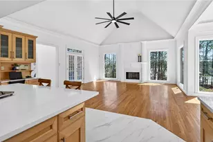 1090 Abingdon Ln, Alpharetta, GA 30022 - Photo 31