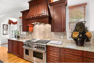 2252 Parkwood Place Court SE, Smyrna, GA 30080 - Photo 13