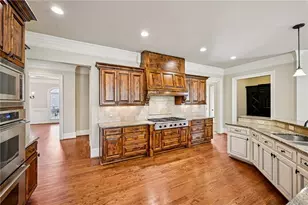 110 Aster Circle, Johns Creek, GA 30022 - Photo 27