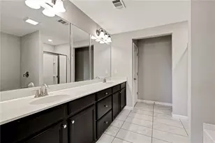 1237 Foxcroft Ln E, Cumming, GA 30041 - Photo 33