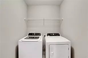 1237 Foxcroft Ln E, Cumming, GA 30041 - Photo 37