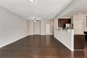 1237 Foxcroft Ln E, Cumming, GA 30041 - Photo 11