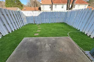 426 Bainbridge Dr, McDonough, GA 30253 - Photo 9