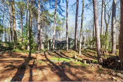 4917 Mountclaire Road, Tucker, GA 30087 - Photo 39