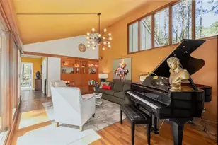 4917 Mountclaire Rd, Smoke Rise, GA 30087 - Photo 13