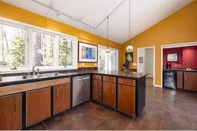 4917 Mountclaire Road, Tucker, GA 30087 - Photo 17