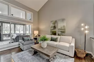 2620 Camden Glen Ct, Roswell, GA 30076 - Photo 5