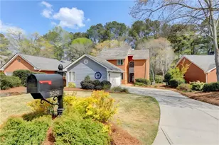 2620 Camden Glen Ct, Roswell, GA 30076 - Photo 1