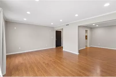 6851 Roswell Road #O28, Atlanta, GA 30328 - Photo 7