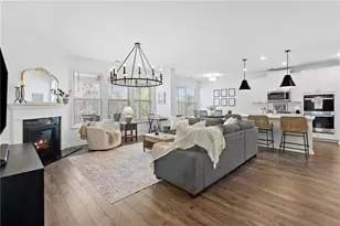 329 Hornbeam Cv, Lawrenceville, GA 30045 - Photo 3