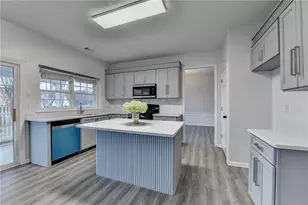 2060 Eagle Nest Bluff, Lawrenceville, GA 30044 - Photo 7