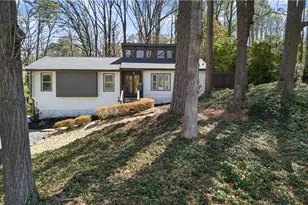 3165 Brookview Dr, Marietta, GA 30068 - Photo 1