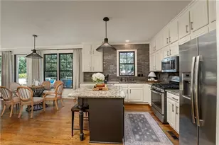 813 Hillcrest Ln, Woodstock, GA 30189 - Photo 17