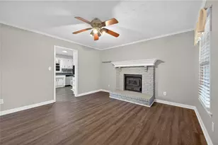 4031 Chestnut Dr, Flowery Branch, GA 30542 - Photo 7