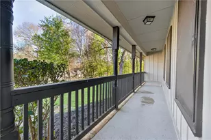 4031 Chestnut Dr, Flowery Branch, GA 30542 - Photo 31