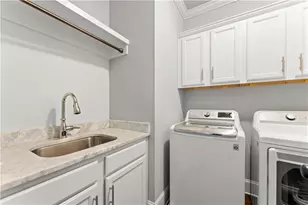 2107 Oakview Rd SE, Atlanta, GA 30317 - Photo 39