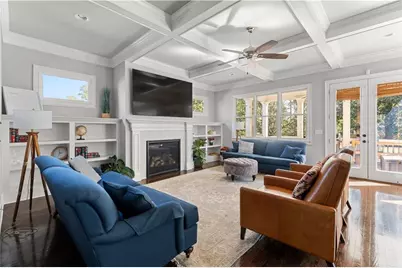 2107 Oakview Road SE, Atlanta, GA 30317 - Photo 11