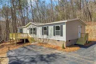 136 Poplar Dr, Dawsonville, GA 30534 - Photo 1