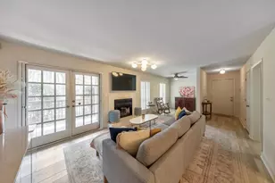 2901 Lenox Rd NE, Atlanta, GA 30324 - Photo 1