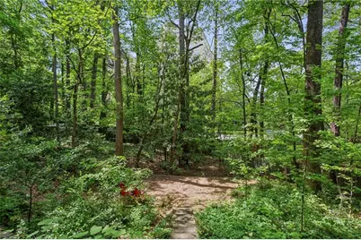 3384 Pine Meadow Road NW, Atlanta, GA 30327 - Photo 57
