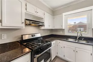 128 Teal Ct, Roswell, GA 30076 - Photo 13