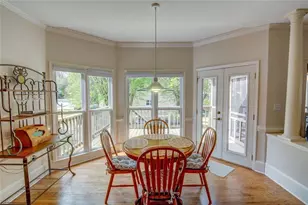 4020 Royal Pennon Ct NW, Peachtree Corners, GA 30092 - Photo 15