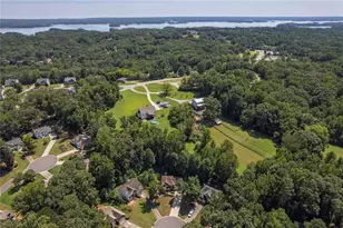 9745 Laguna Pl, Gainesville, GA 30506 - Photo 51