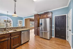 1041 Bonaventure Way, Lawrenceville, GA 30044 - Photo 15