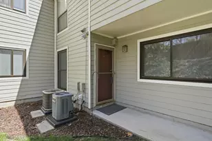 3428 Ivys Walk, Atlanta, GA 30340 - Photo 23