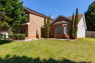 2133 Eagles Nest Cir, Decatur, GA 30035 - Photo 1