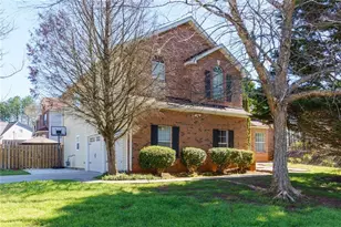 2133 Eagles Nest Cir, Decatur, GA 30035 - Photo 1