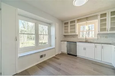 1086 Oak Road SW, Lilburn, GA 30047 - Photo 17