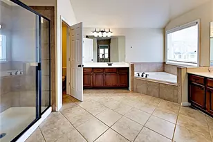 1091 Forest Creek Dr, Canton, GA 30115 - Photo 9