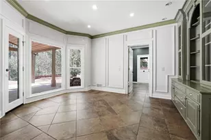 7300 Chattahoochee Bluff Dr, Atlanta, GA 30350 - Photo 9