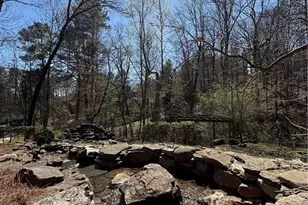 7300 Chattahoochee Bluff Dr, Atlanta, GA 30350 - Photo 23