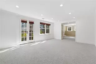 7300 Chattahoochee Bluff Dr, Atlanta, GA 30350 - Photo 37