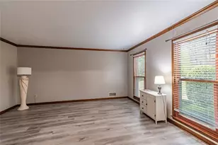 1377 Red Fox Run SW, Lilburn, GA 30047 - Photo 5