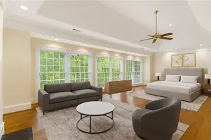 345 W Berwicke Common NE, Atlanta, GA 30342 - Photo 17