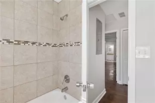 2411 Harvel Dr NW, Atlanta, GA 30318 - Photo 23