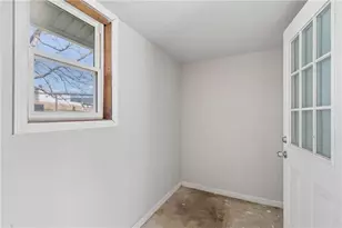 2411 Harvel Dr NW, Atlanta, GA 30318 - Photo 27