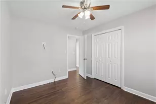 2411 Harvel Dr NW, Atlanta, GA 30318 - Photo 21