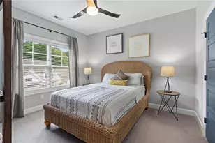 1817 Sanford Dr, Atlanta, GA 30318 - Photo 29