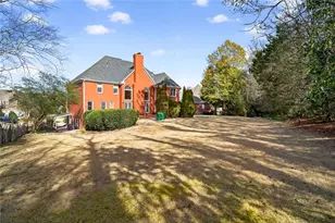 235 Summerhouse Ln, Sandy Springs, GA 30350 - Photo 51