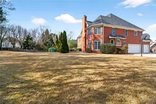 235 Summerhouse Ln, Sandy Springs, GA 30350 - Photo 17