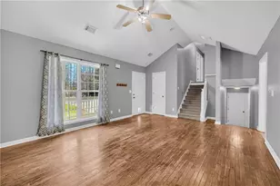 910 Ivy Hills Cir, Mount Airy, GA 30563 - Photo 3