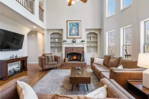 3926 Thompson Lake Dr, Buford, GA 30519 - Photo 17