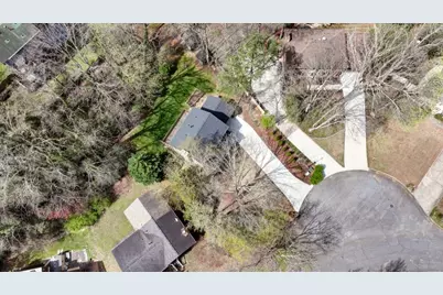 9950 Lake Forest Way, Roswell, GA 30076 - Photo 47