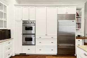 2742 Normandy Dr NW, Atlanta, GA 30305 - Photo 19