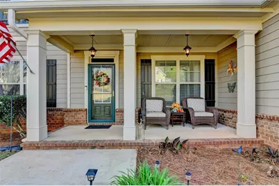 530 Thomas Drive, Loganville, GA 30052 - Photo 3